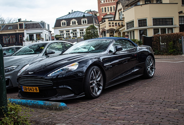 Aston Martin Vanquish S Volante 2017