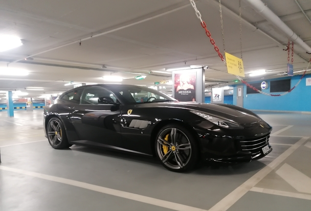 Ferrari GTC4Lusso