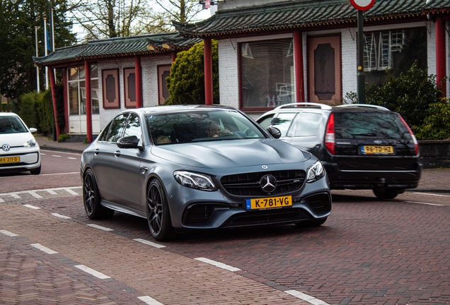 Mercedes-AMG E 63 S W213