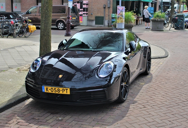 Porsche 992 Carrera 4S