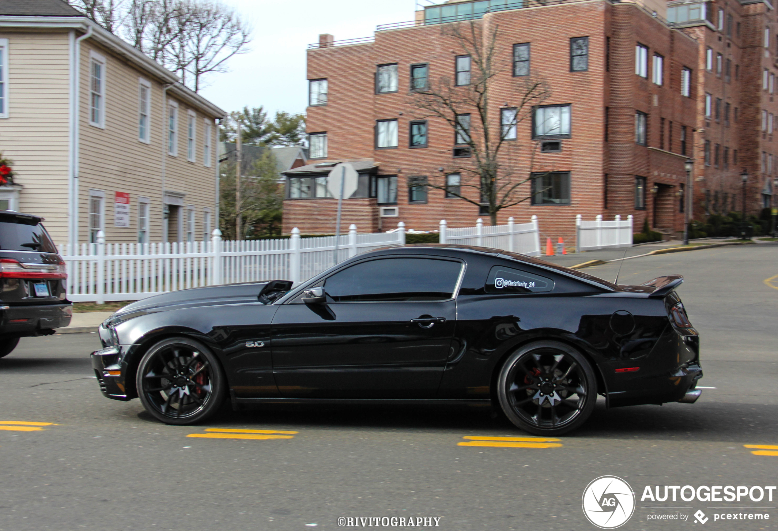 Ford Mustang GT 2013