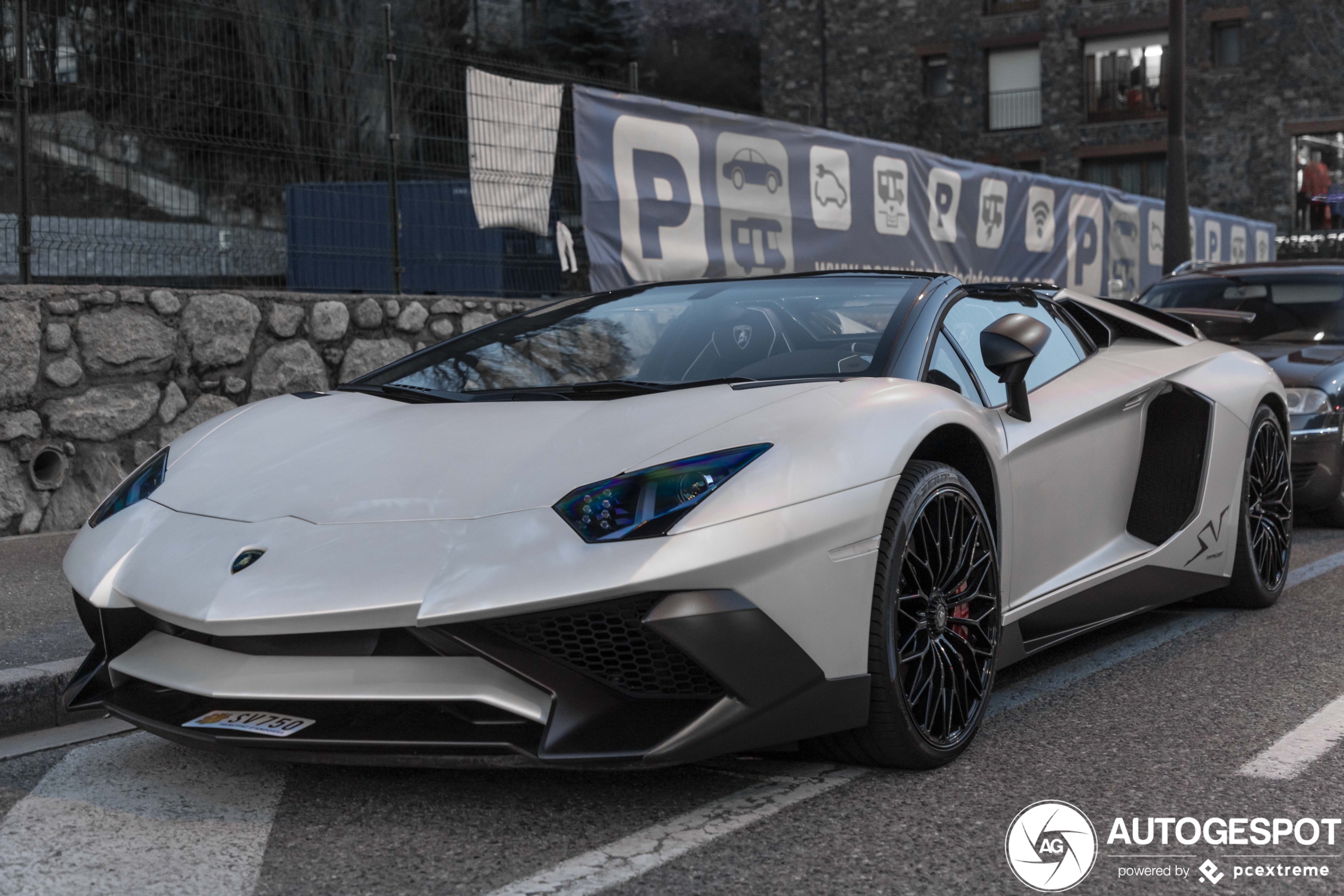 Lamborghini Aventador LP750-4 SuperVeloce Roadster