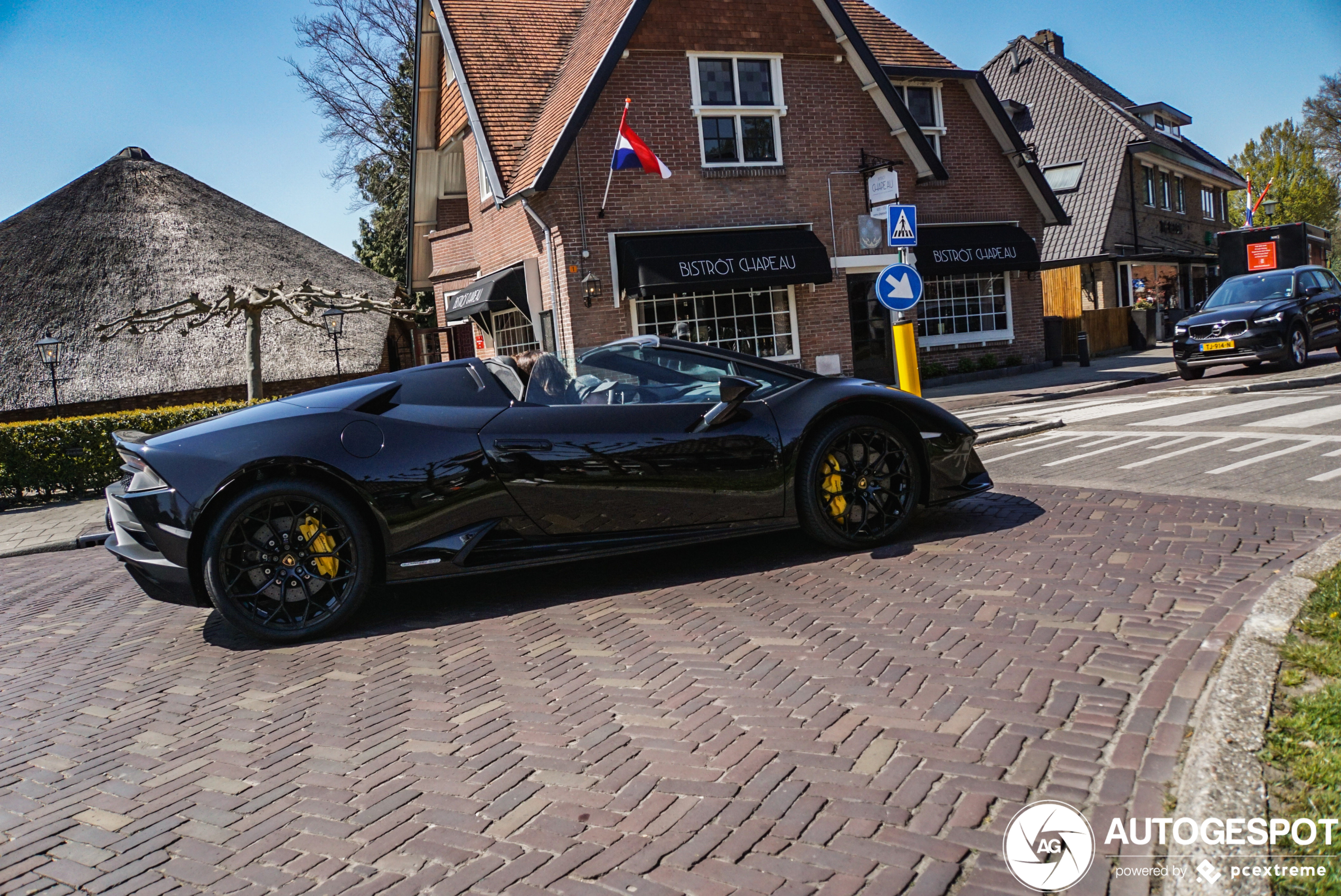 Lamborghini Huracán LP640-4 EVO Spyder