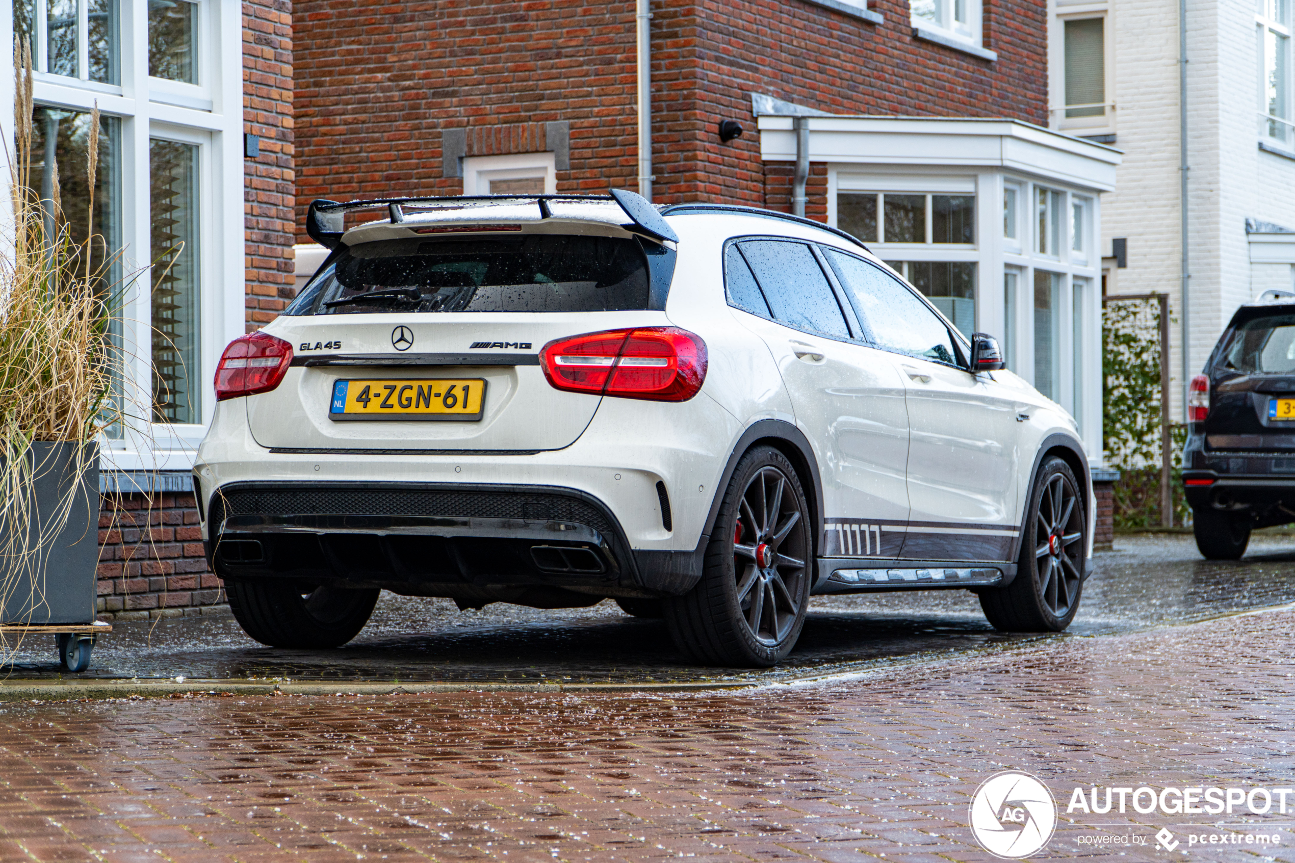 Mercedes-Benz GLA 45 AMG X156