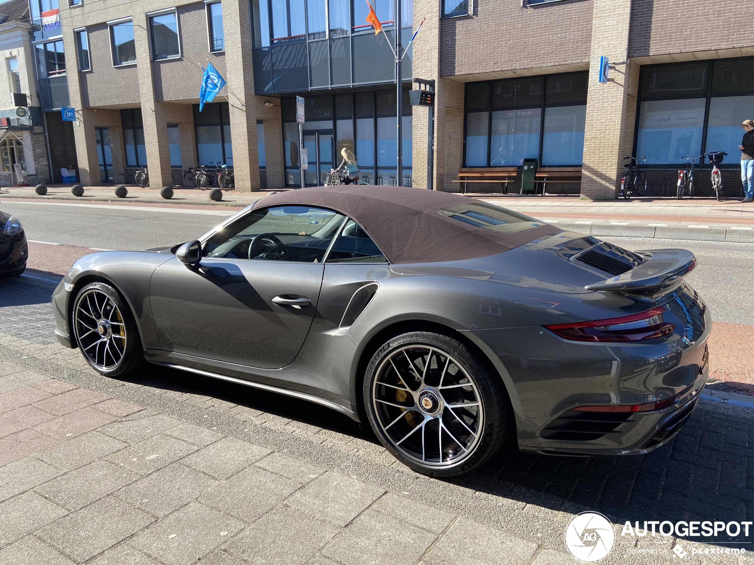 Porsche 991 Turbo S Cabriolet MkII