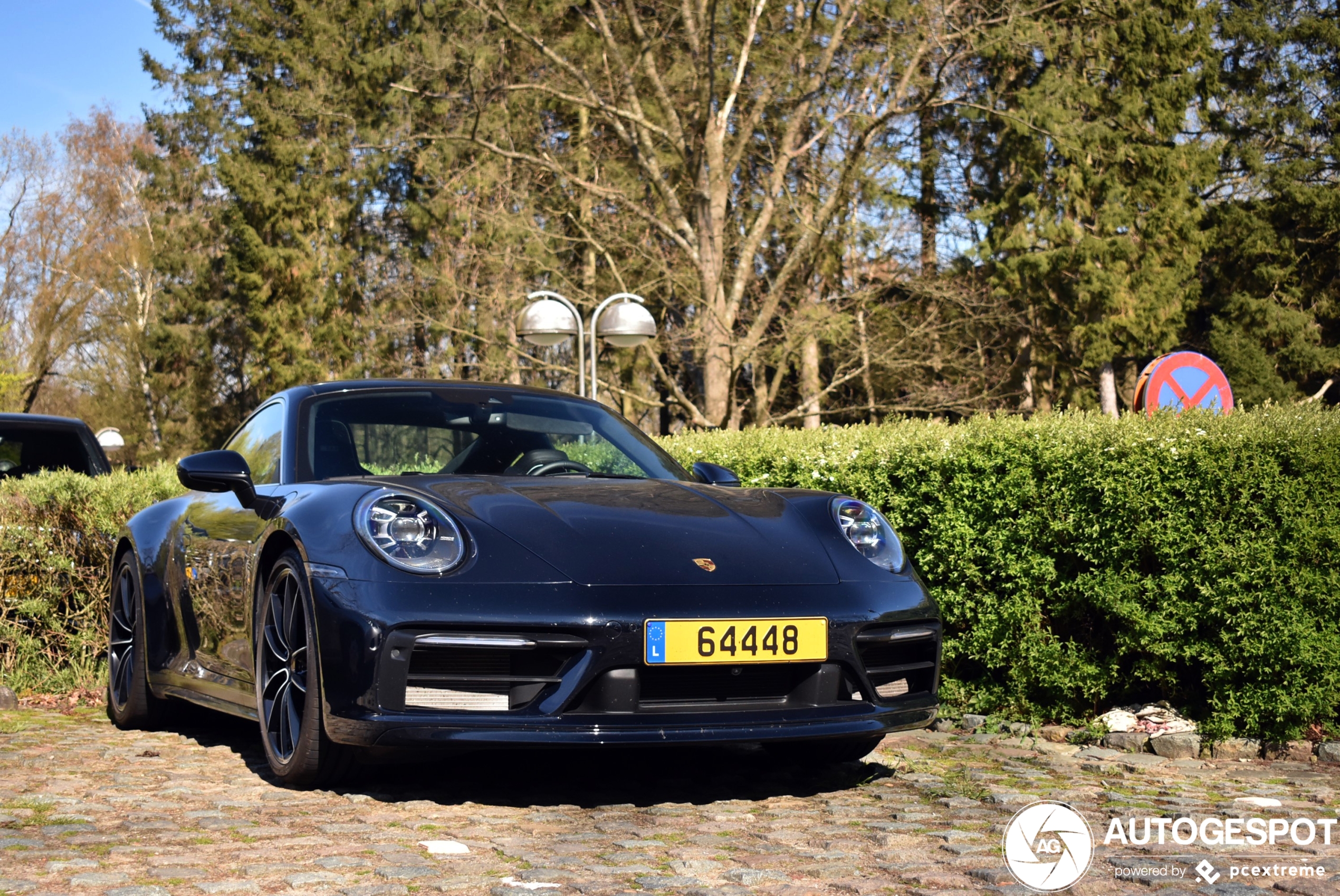 Porsche 992 Carrera 4S Belgian Legend Edition