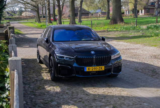 BMW M760Li xDrive 2019