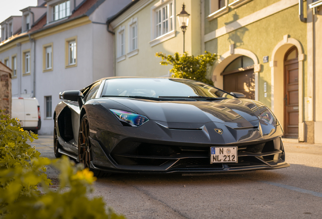 Lamborghini Aventador LP770-4 SVJ