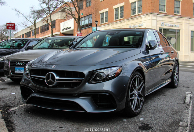 Mercedes-AMG E 63 S W213