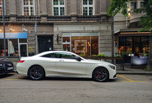 Mercedes-AMG S 63 Coupé C217