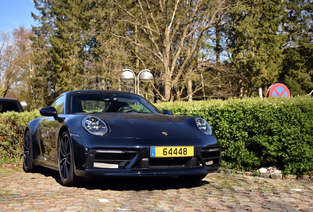 Porsche 992 Carrera 4S Belgian Legend Edition