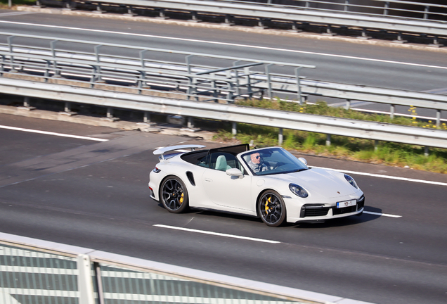 Porsche 992 Turbo S Cabriolet