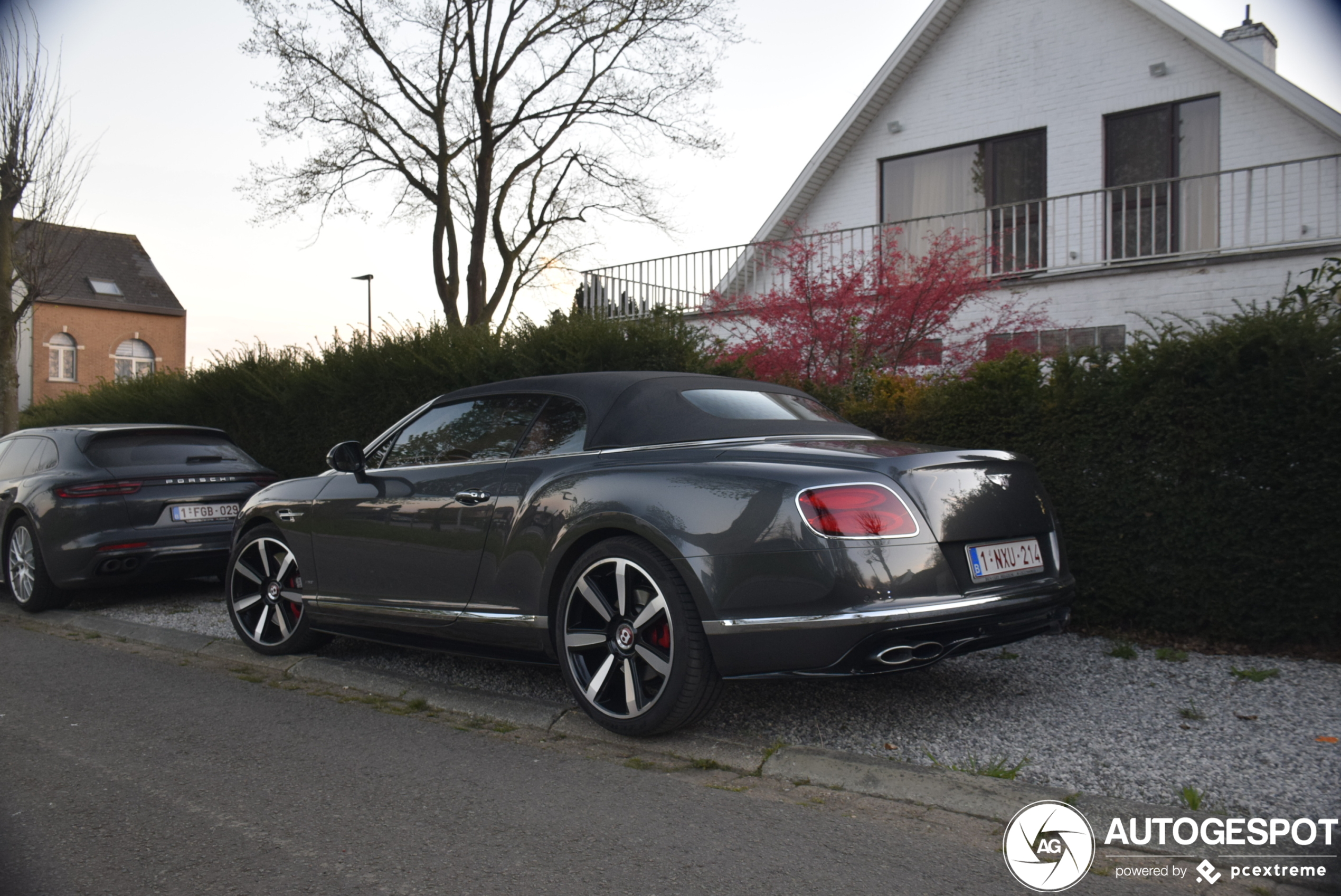 Bentley Continental GTC V8 S 2016