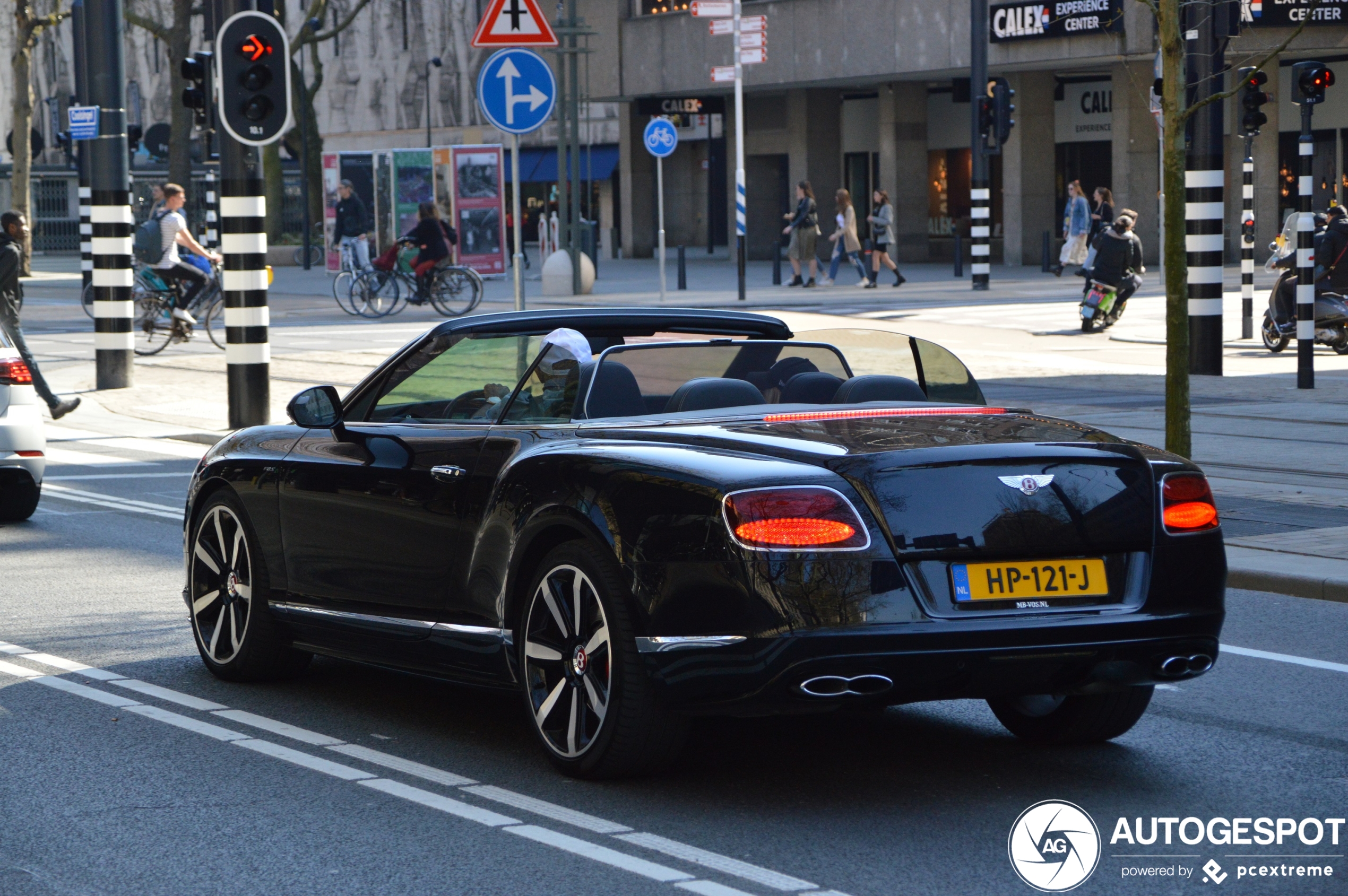 Bentley Continental GTC V8 S