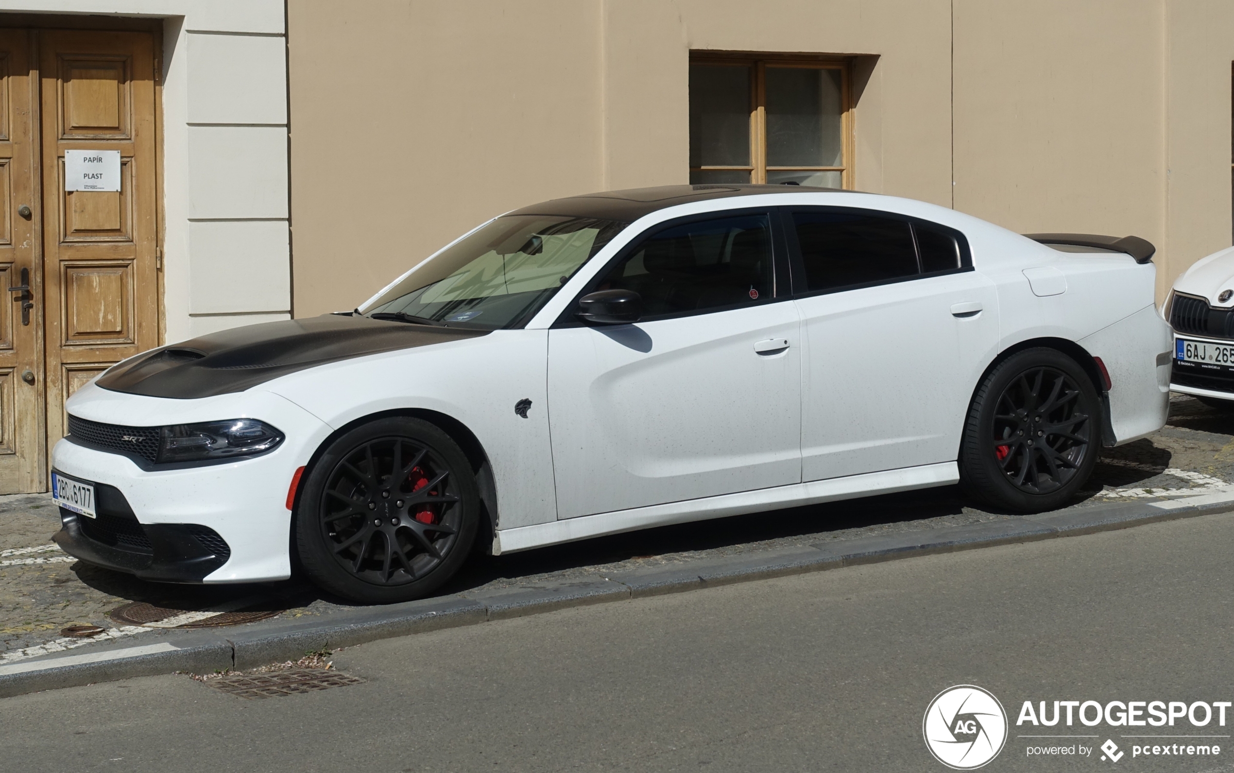 Dodge Charger SRT Hellcat