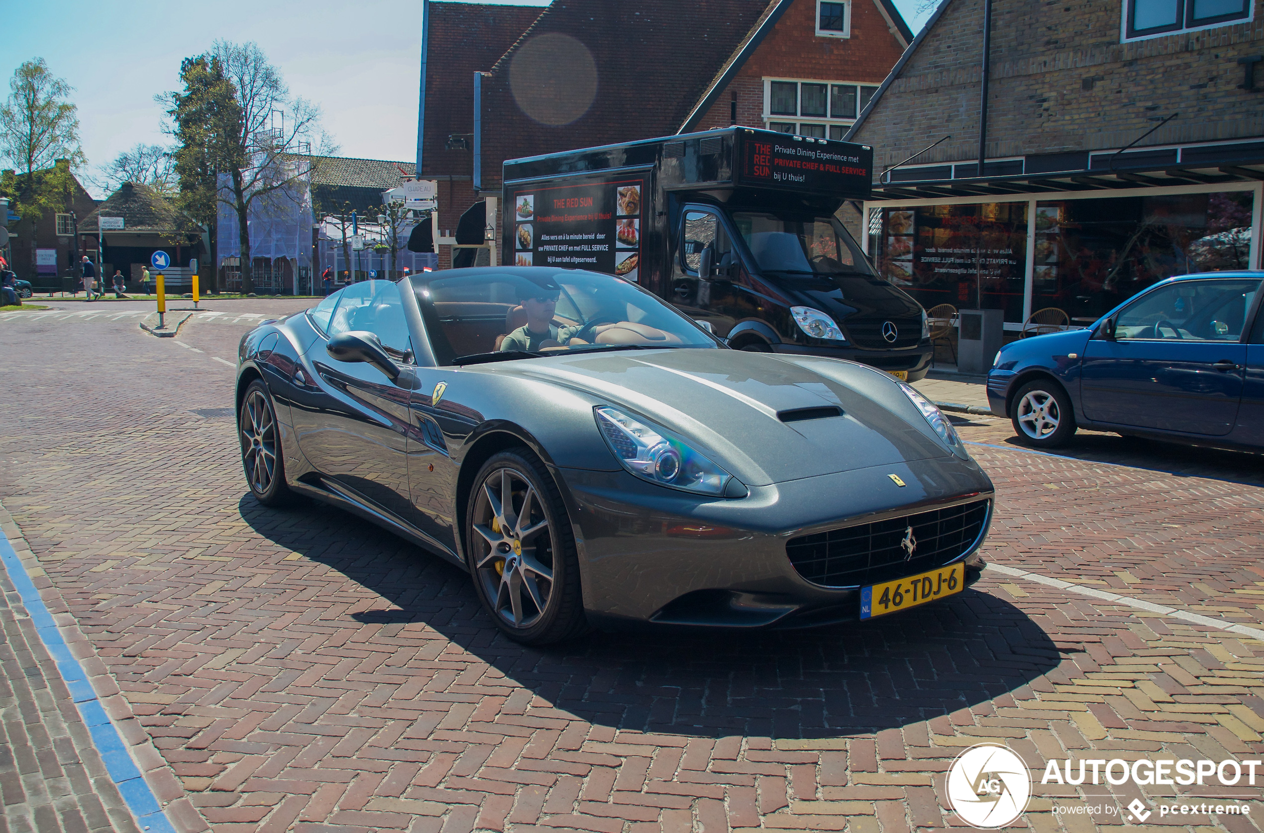 Ferrari California