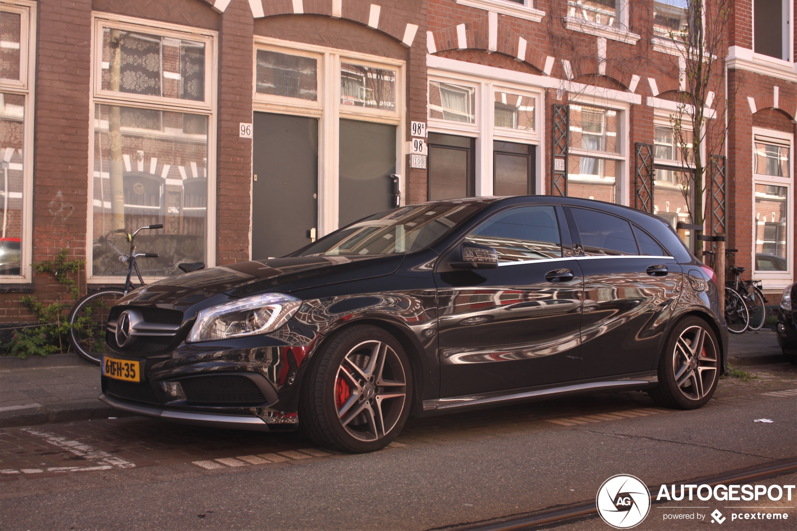 Mercedes-Benz A 45 AMG