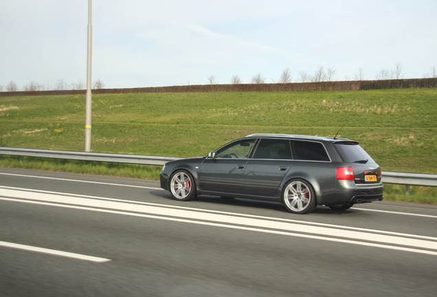 Audi RS6 Avant C5