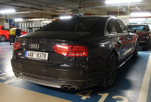 Audi S8 D4