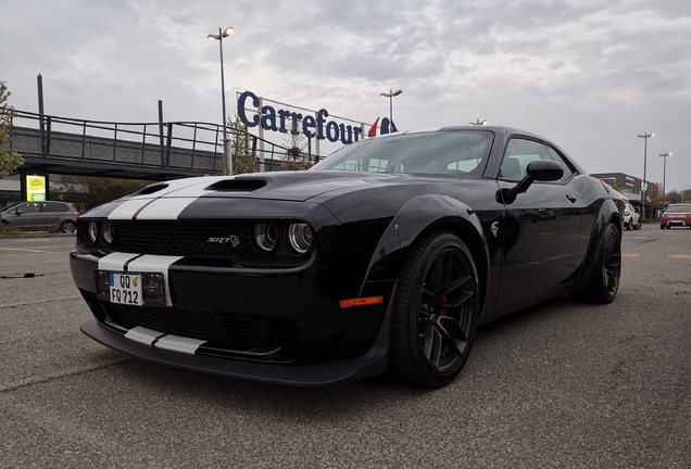 Dodge Challenger SRT Hellcat Widebody