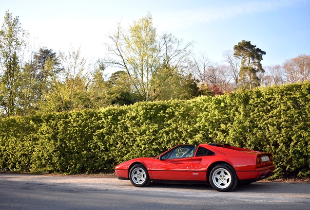 Ferrari 328 GTS