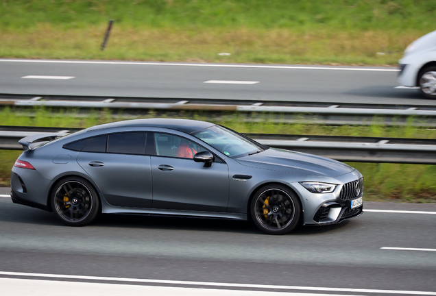 Mercedes-AMG GT 63 S X290