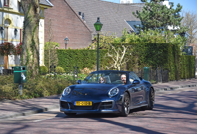 Porsche 991 Carrera 4 GTS Cabriolet MkII