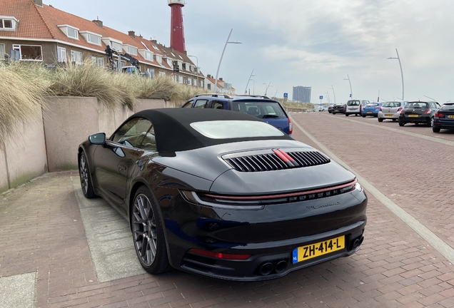 Porsche 992 Carrera 4S Cabriolet