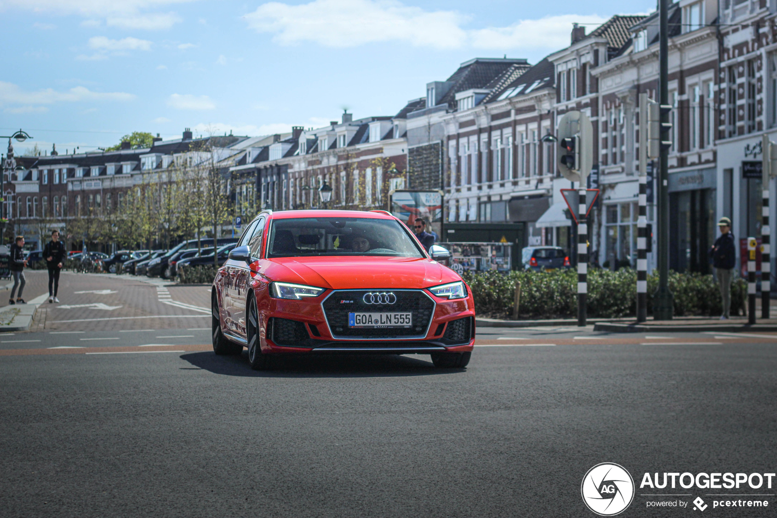 Audi RS4 Avant B9