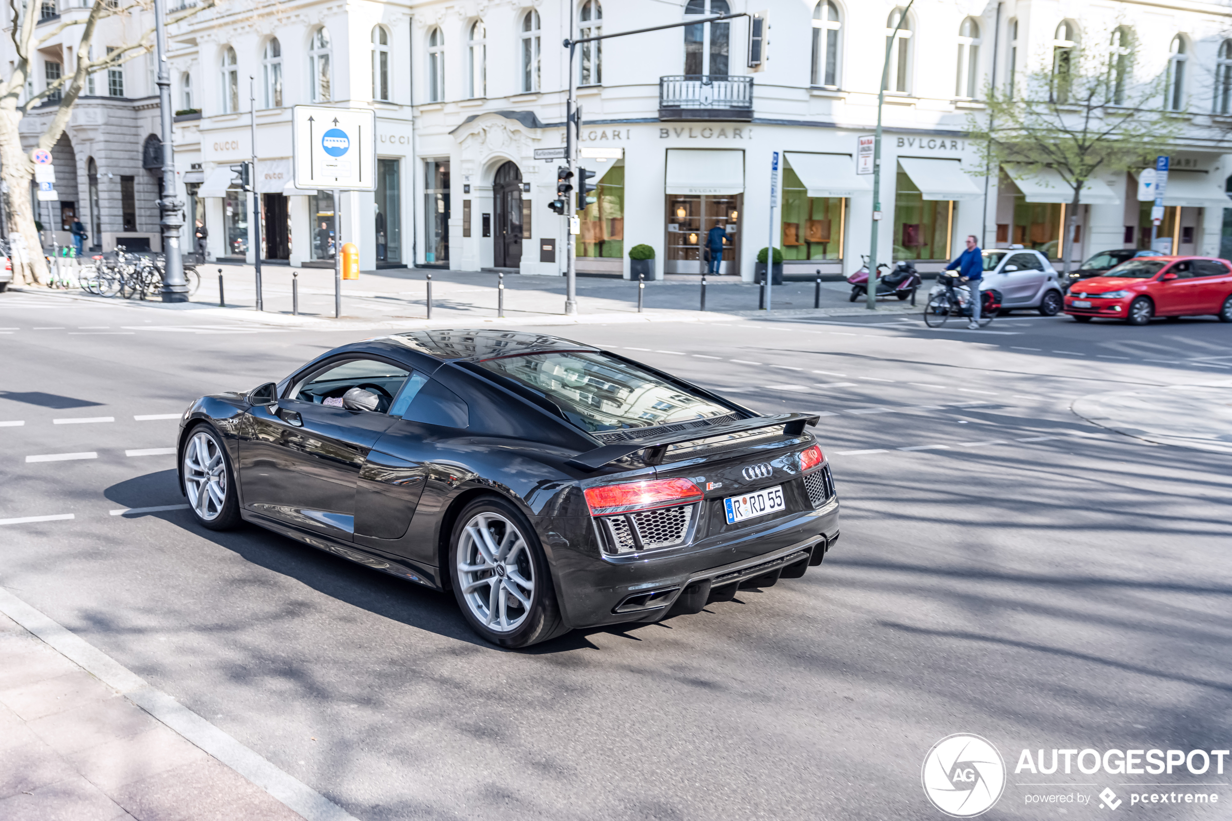 Audi R8 V10 Plus 2015