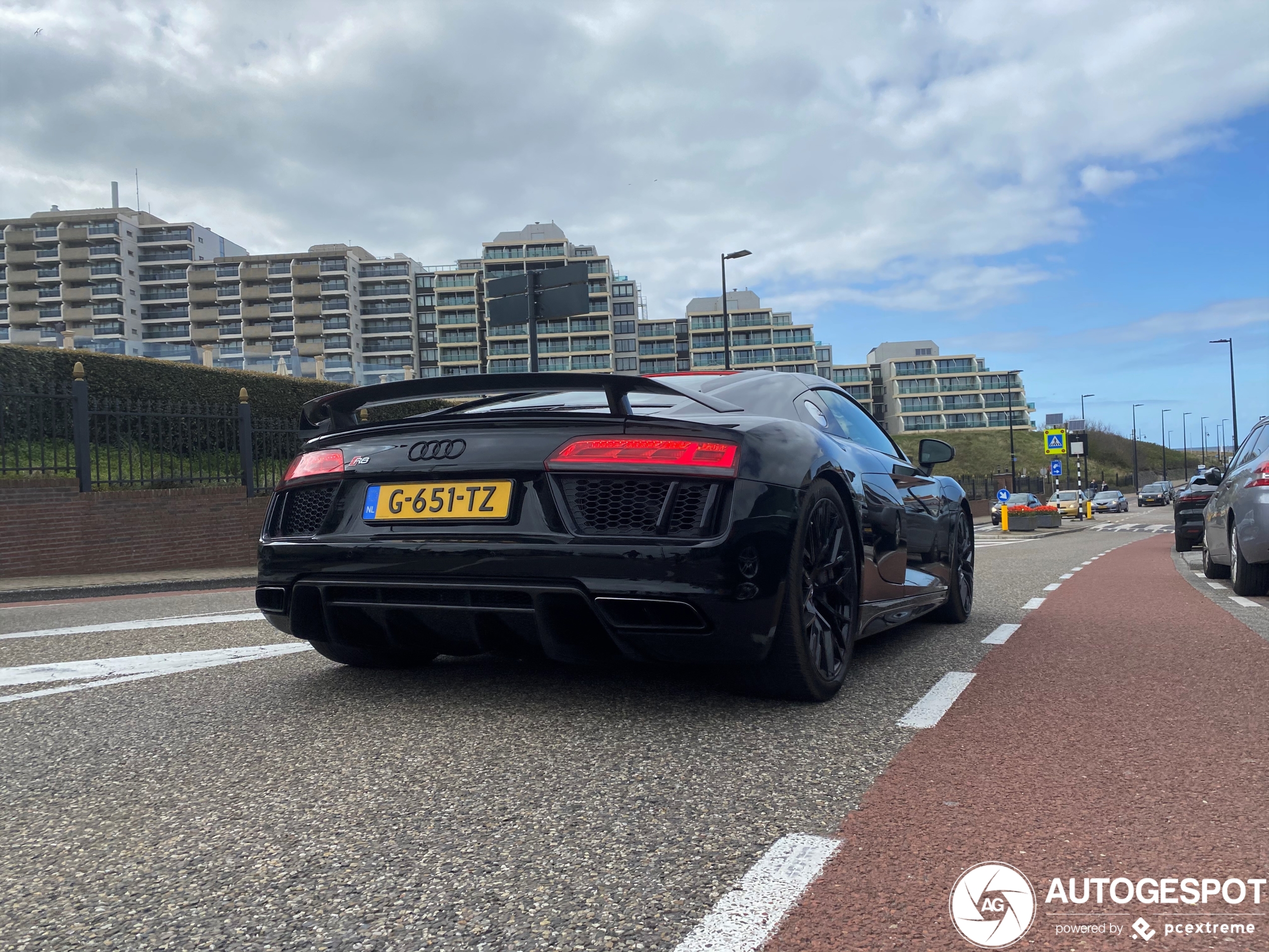 Audi R8 V10 Plus 2015