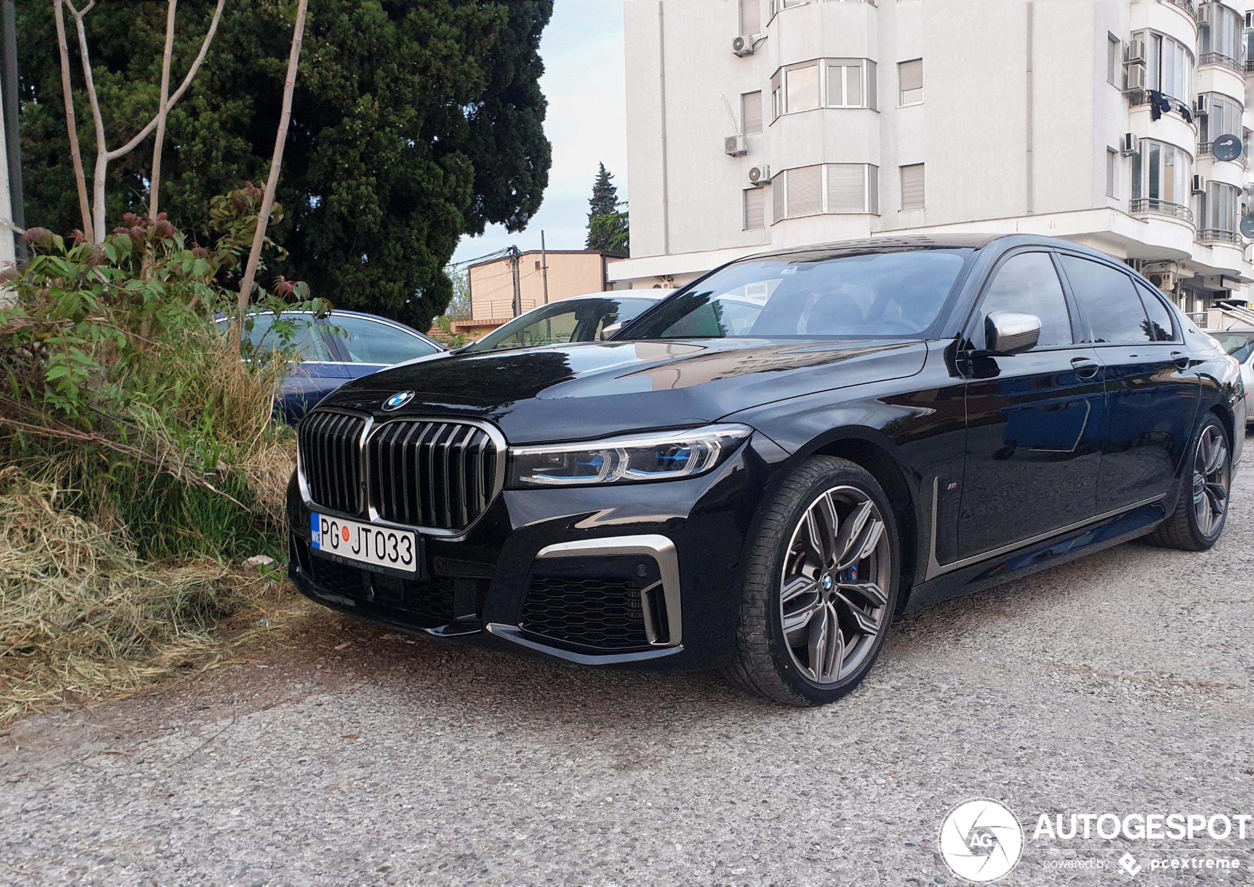 BMW M760Li xDrive 2019