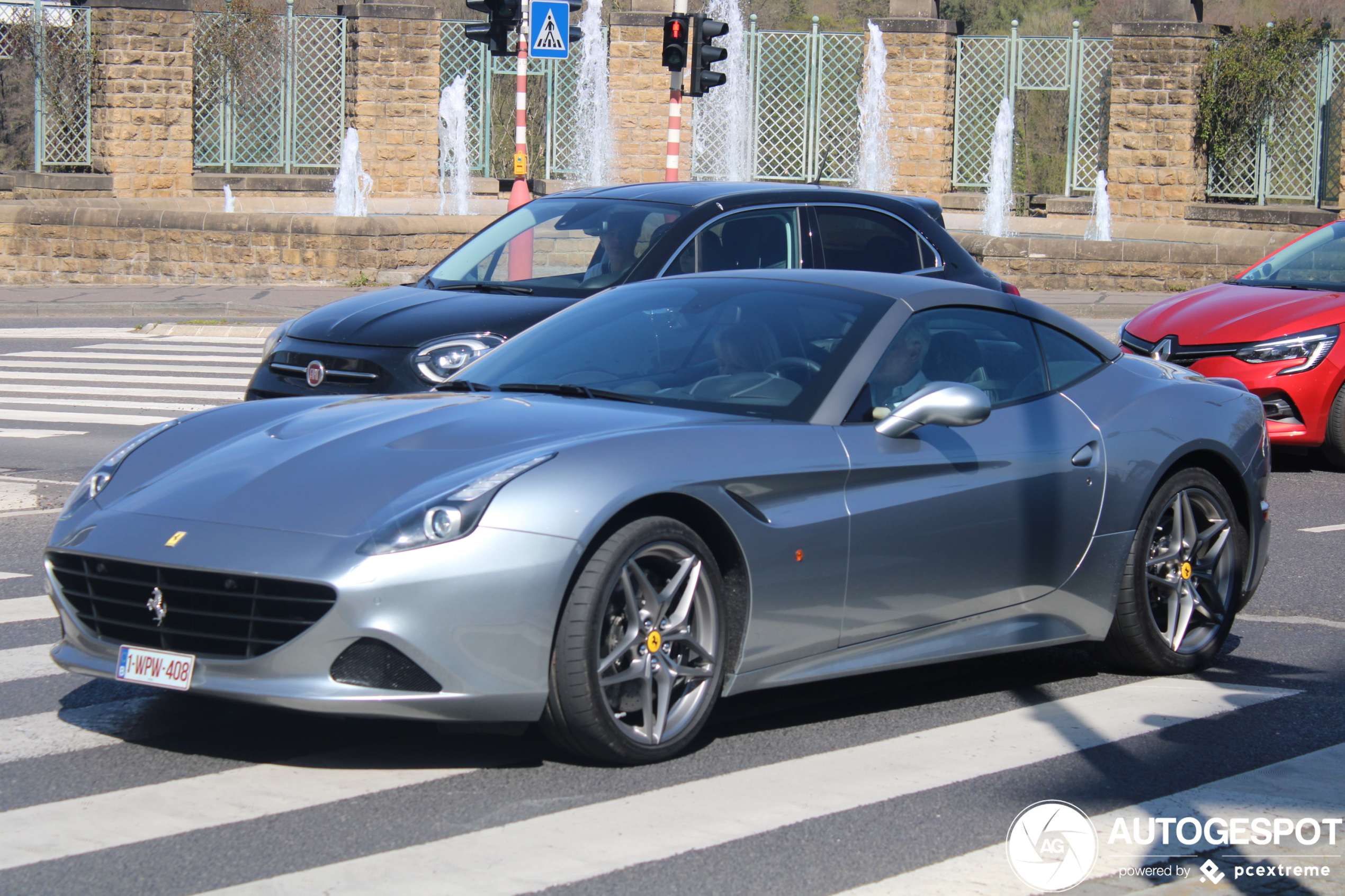 Ferrari California T