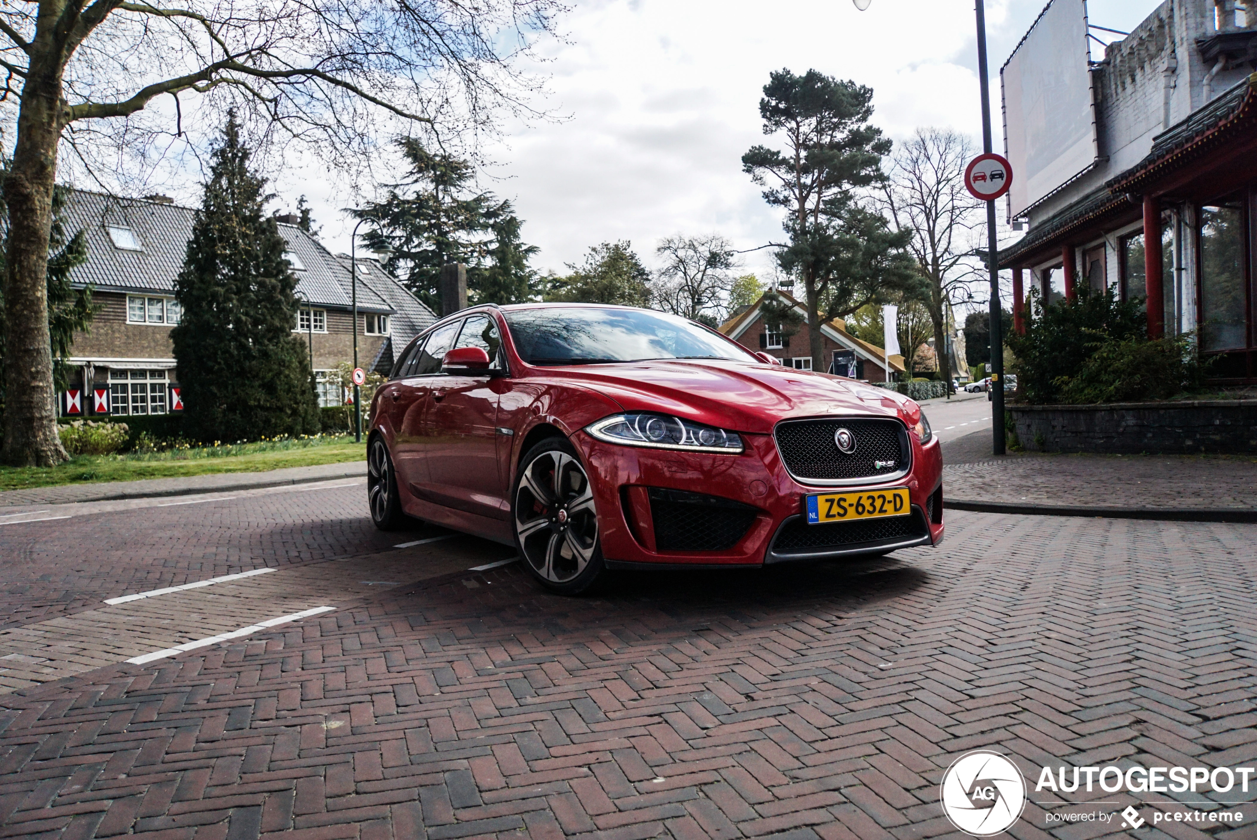 Jaguar XFR-S Sportbrake