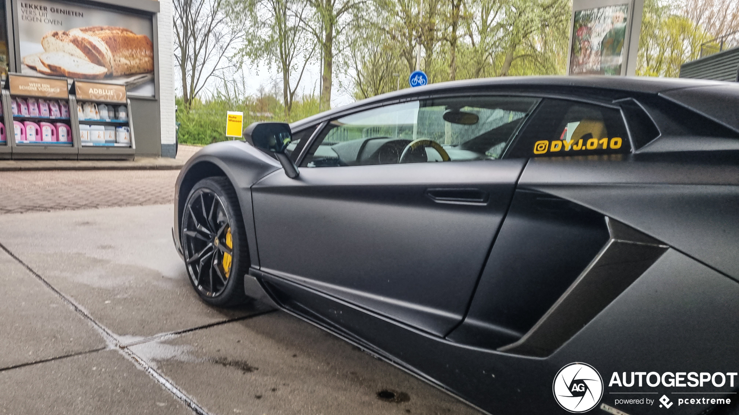 Lamborghini Aventador LP700-4 Vorsteiner V