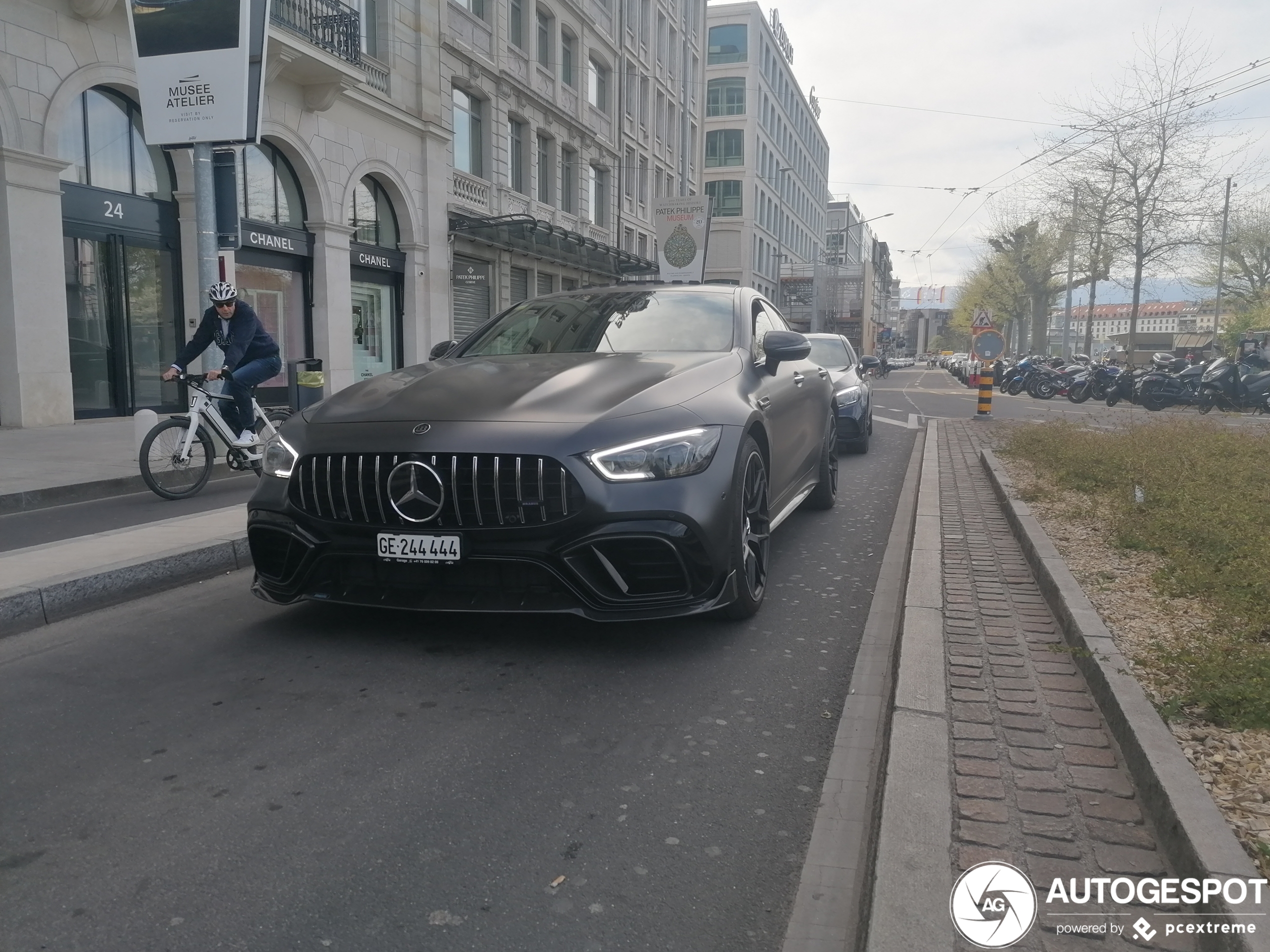 Mercedes-AMG GT 63 S X290