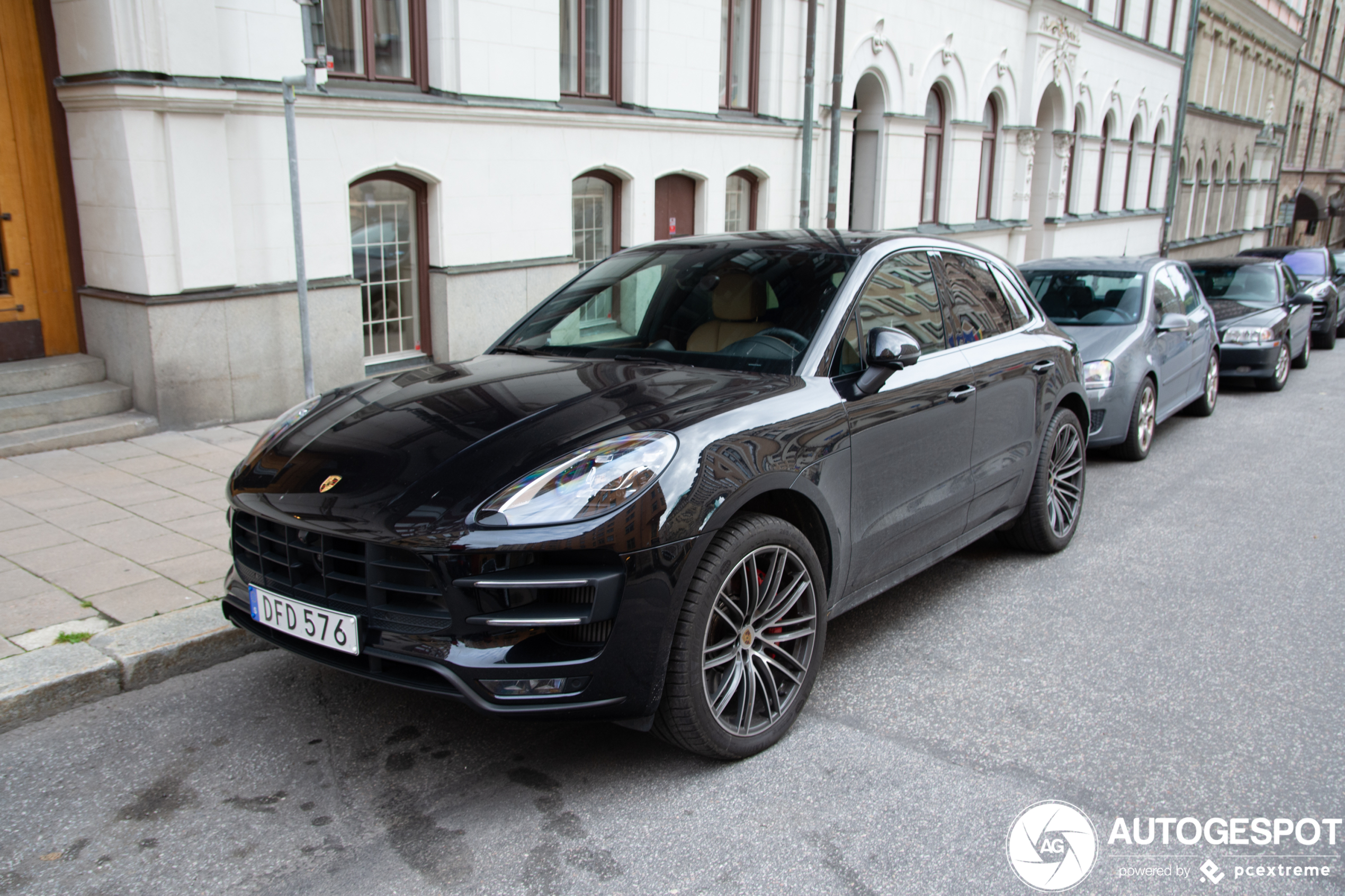 Porsche 95B Macan Turbo