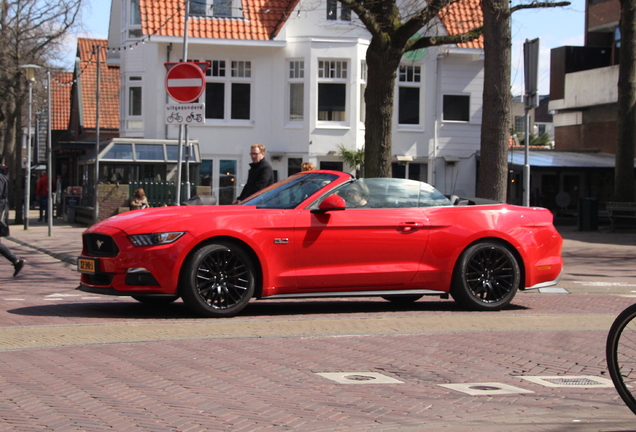 Ford Mustang GT Convertible 2015