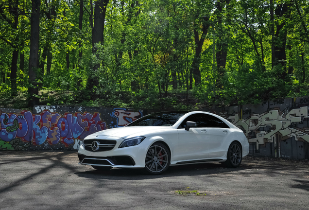 Mercedes-Benz CLS 63 AMG C218 2015