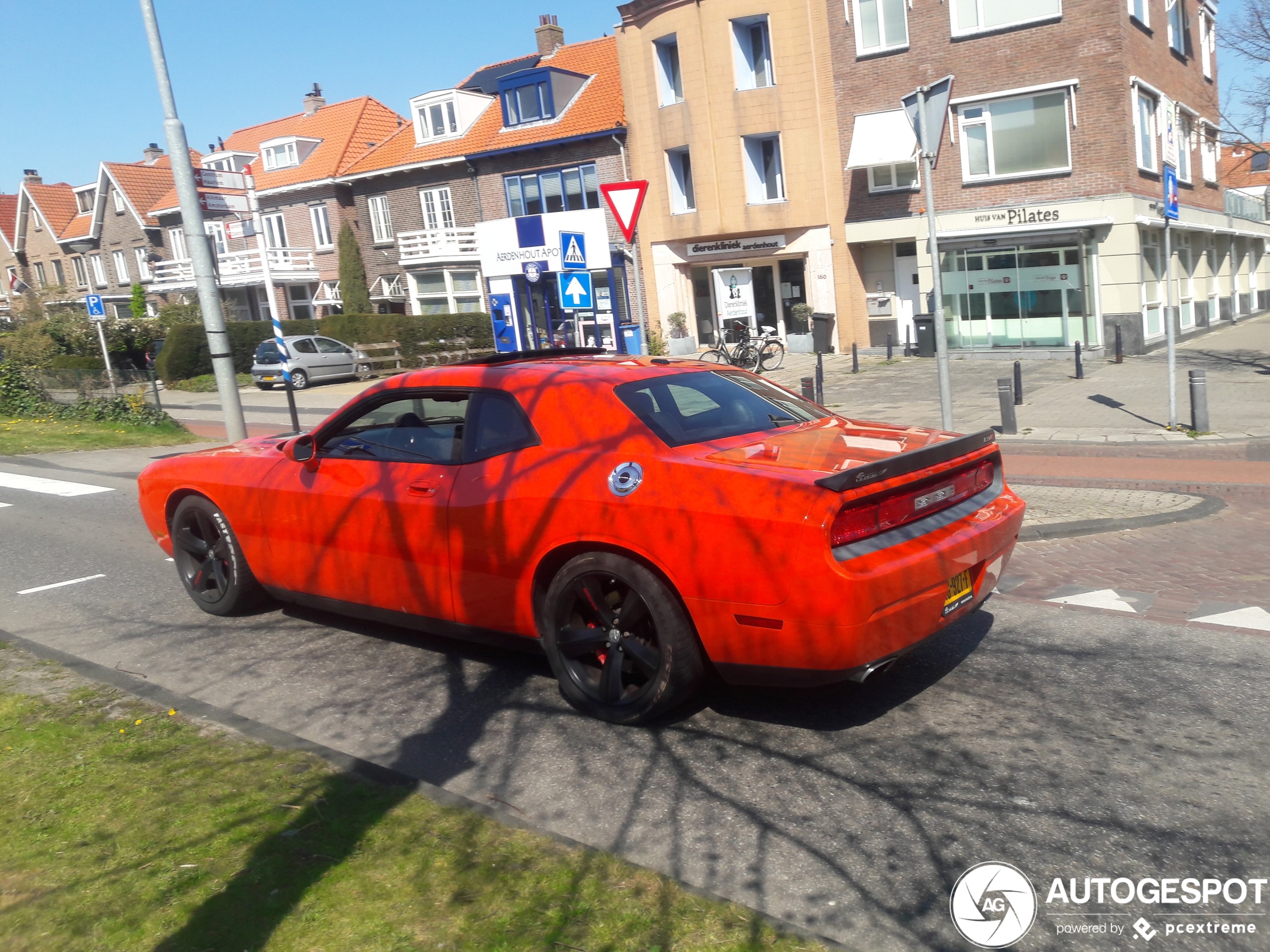 Dodge Challenger SRT-8