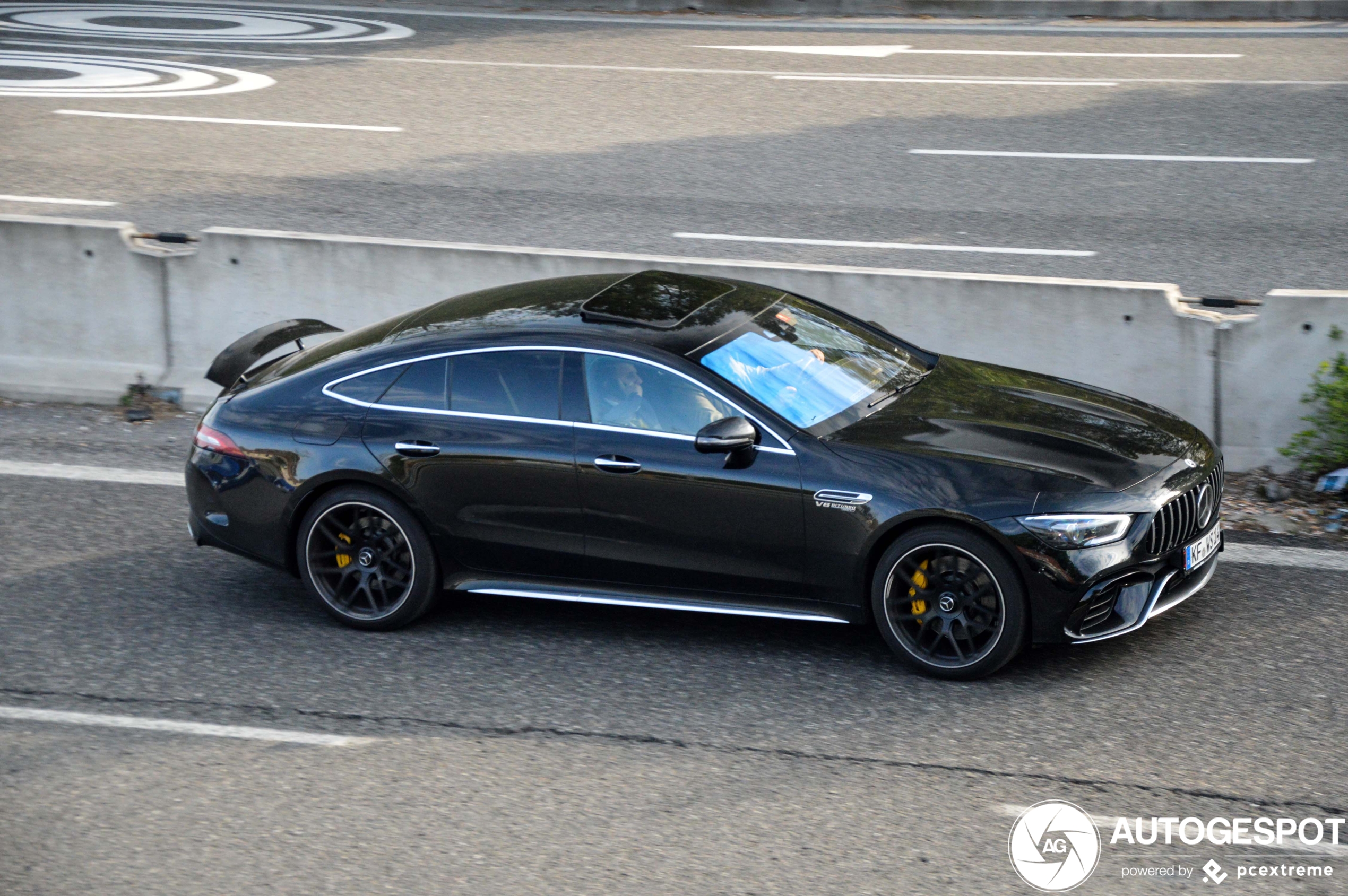 Mercedes-AMG GT 63 S X290