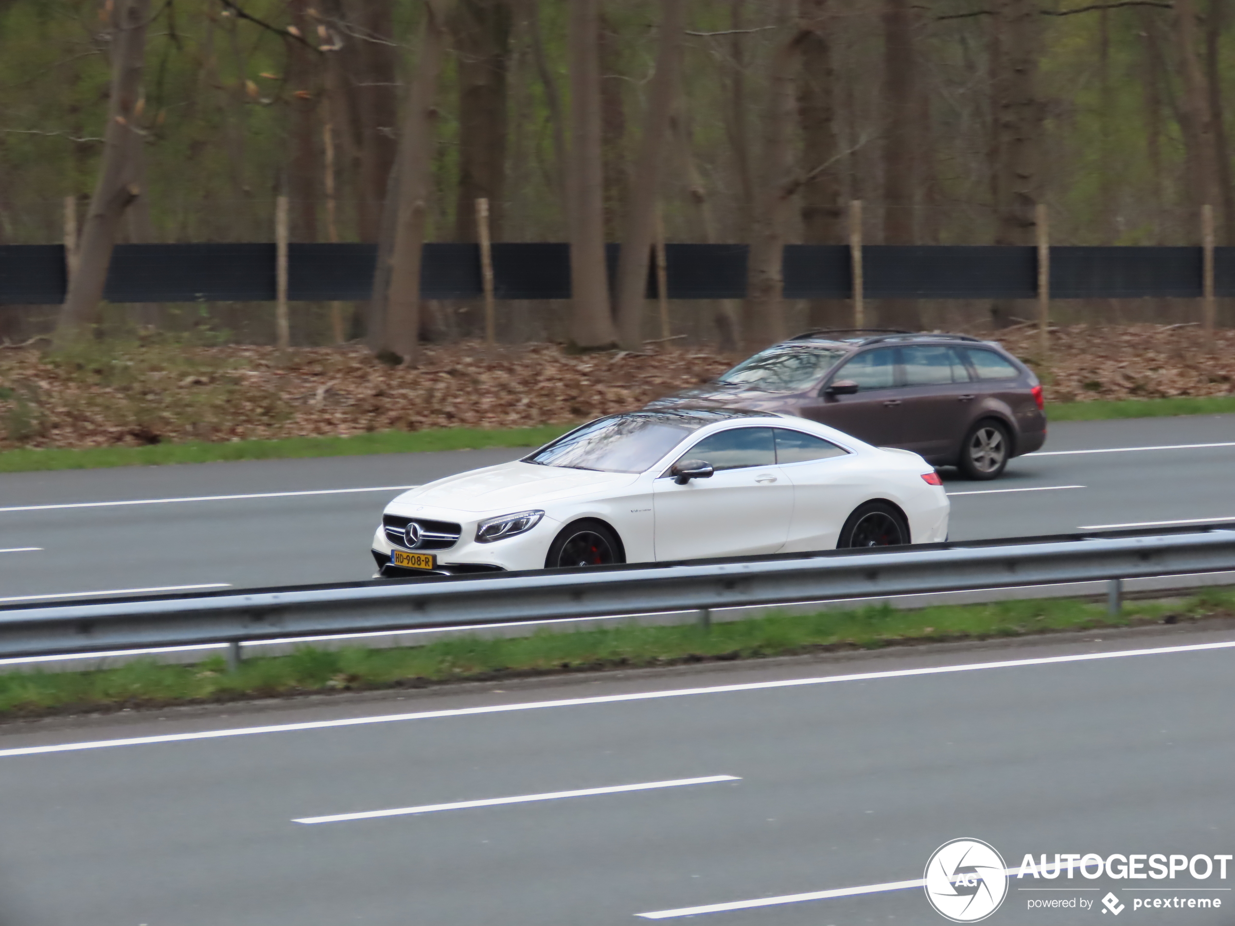 Mercedes-Benz S 63 AMG Coupé C217