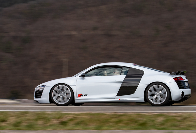 Audi R8 V10 2013