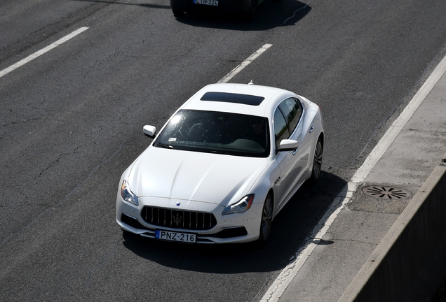 Maserati Quattroporte S Q4 GranLusso