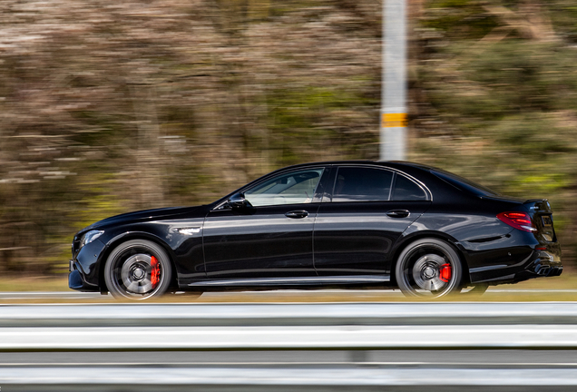 Mercedes-AMG E 63 S W213