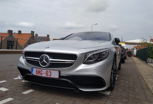 Mercedes-AMG S 63 Coupé C217