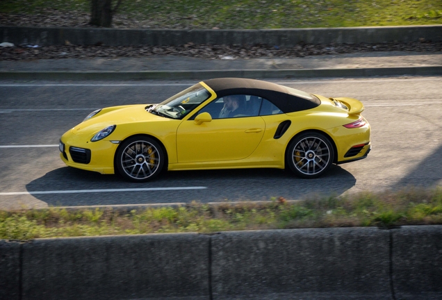 Porsche 991 Turbo S Cabriolet MkII