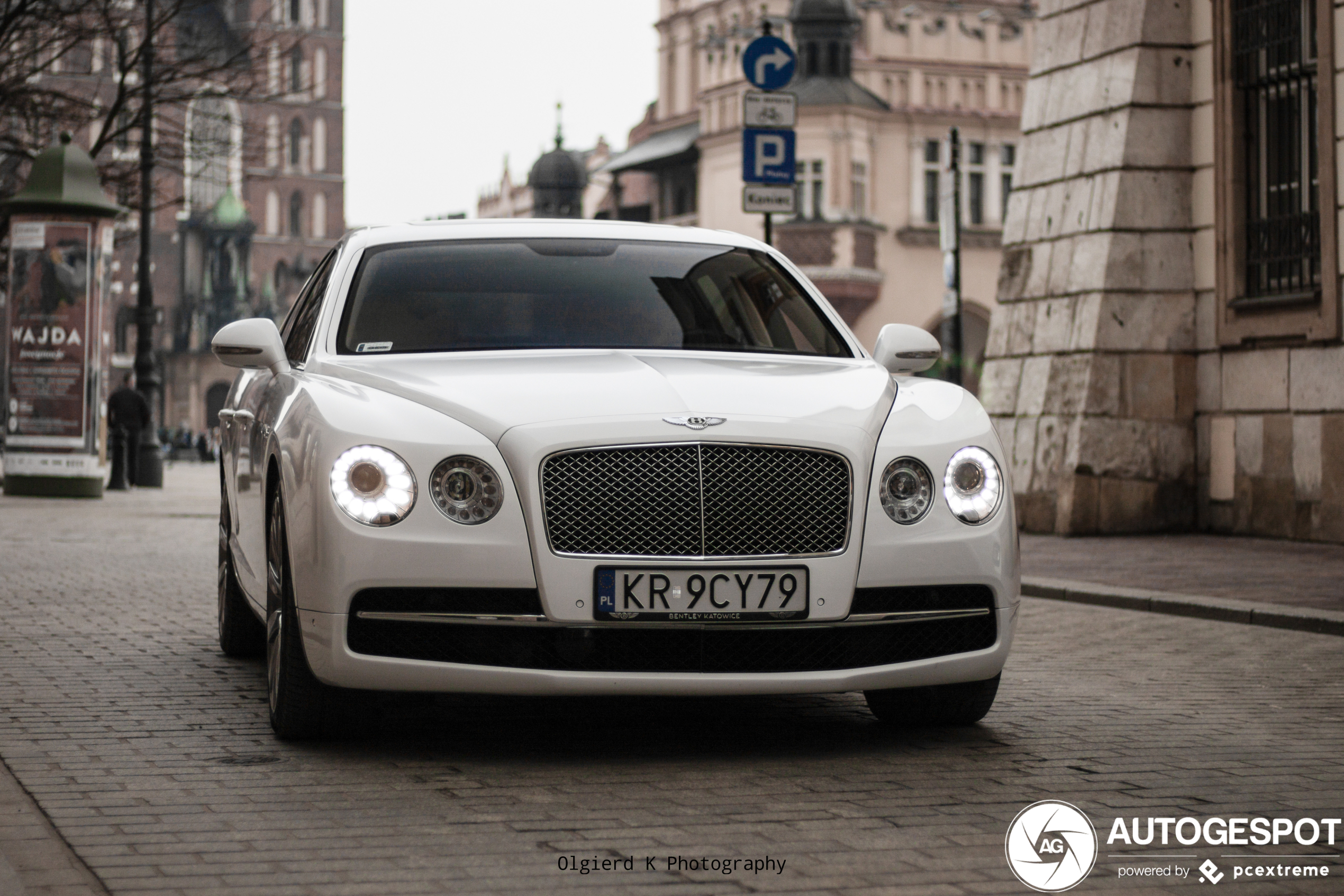 Bentley Flying Spur V8