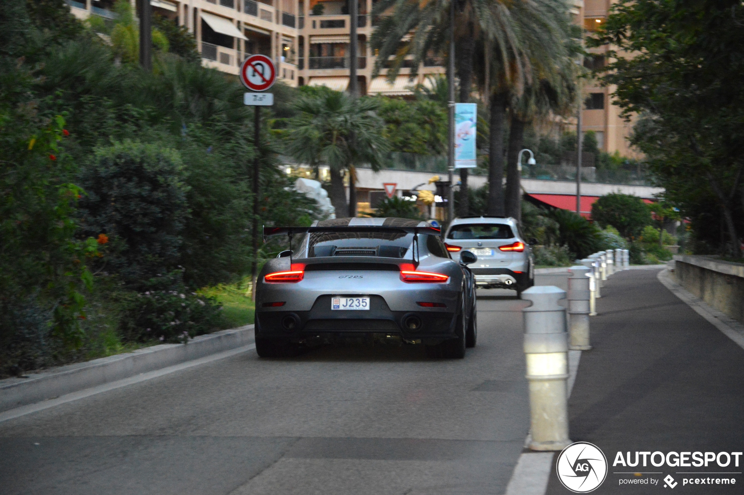 Porsche 991 GT2 RS Weissach Package