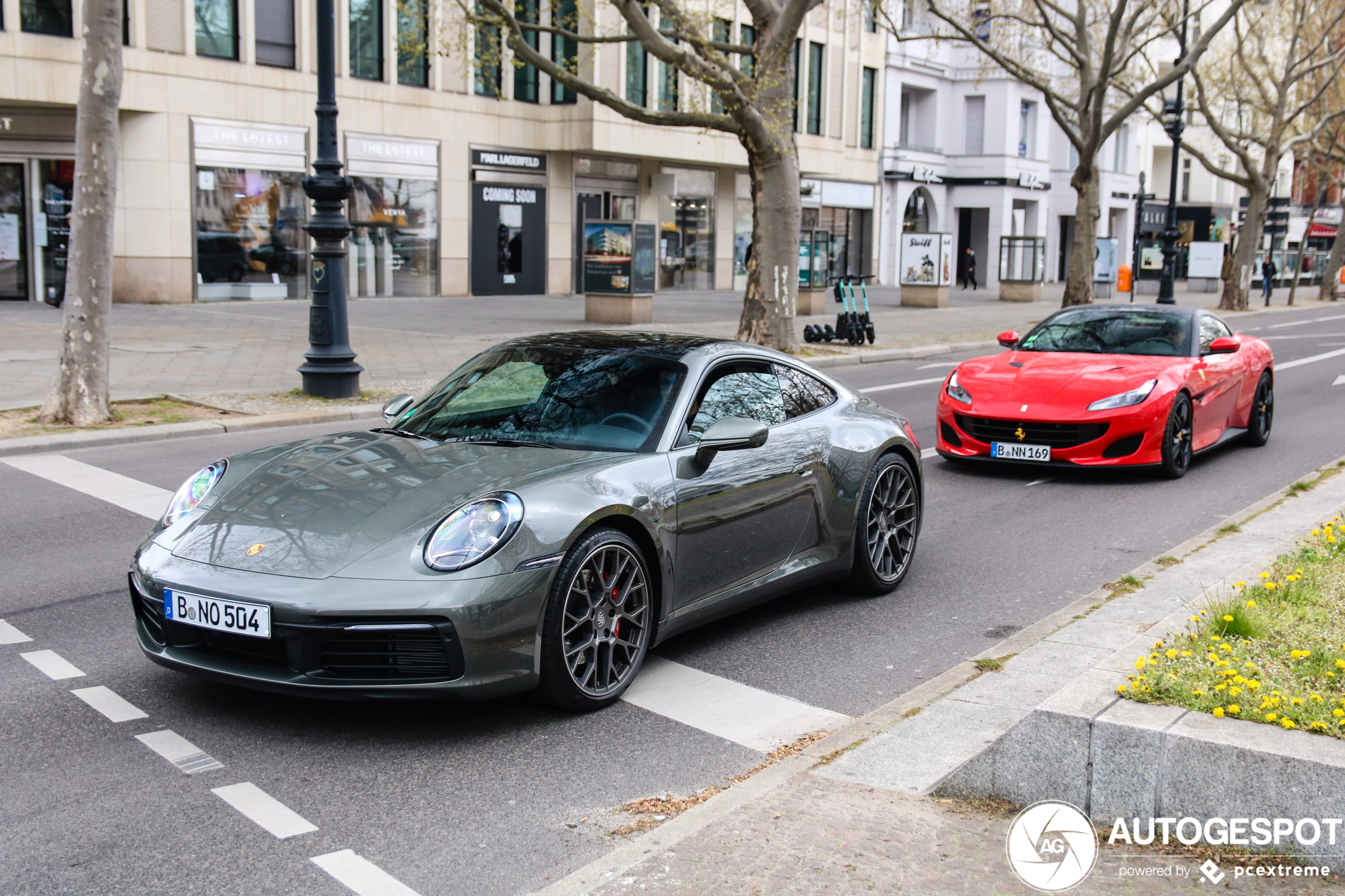 Porsche 992 Carrera 4S